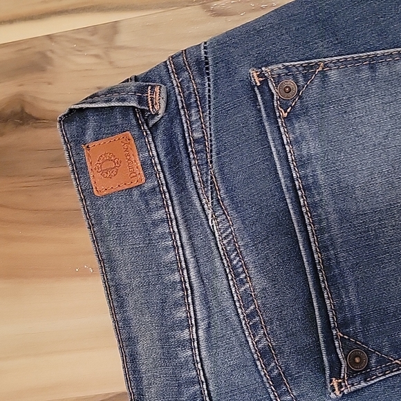 Democracy knee Slit Jeans - Picture 9 of 12